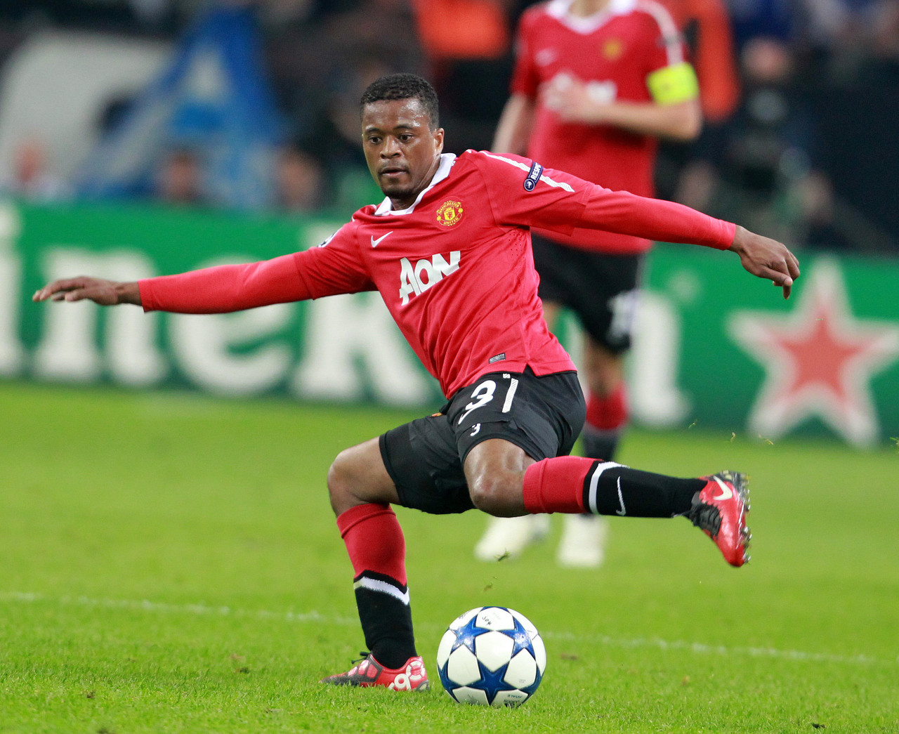 例如簽下佐 例如簽下佐